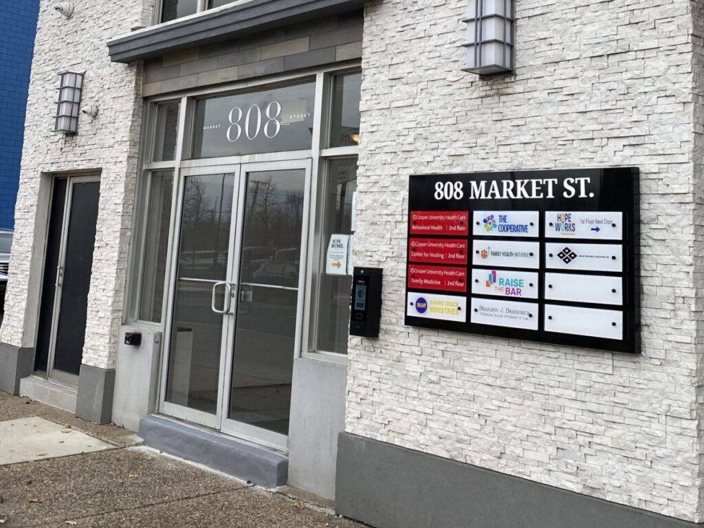 Front entrance of the Camden Healthy Start office at 808 Market Street, Camden